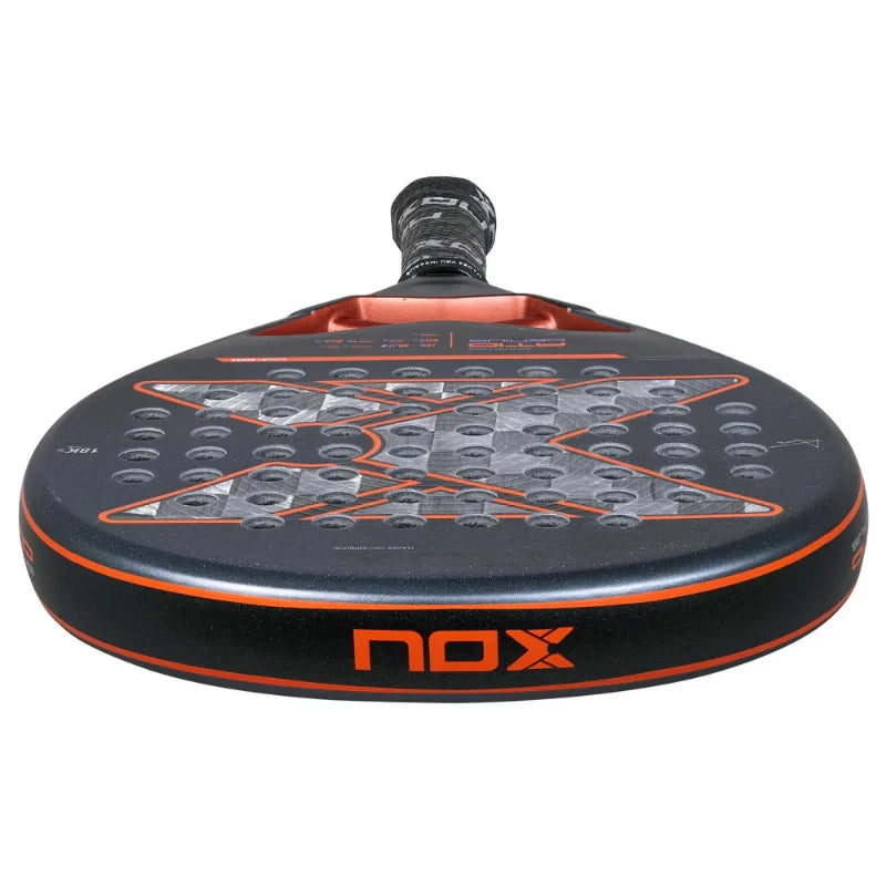 Padel racket Nox AT10 Genius 18K by Agustin Tapia 2025